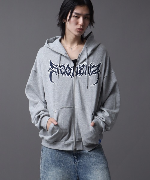 SEQUENZ(シークエンズ)の「【SEQUENZ(シークエンズ)】NEW O.G LOGO SPIDER ZIP PK(パーカー・メンズ・カモフラージュ/グレー系その他/ブラック・L/S/M)」の20枚目の写真