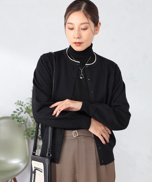 GALLORIA（ギャローリア）の「マシンウォッシャブル　配色クルーカーディガン（カーディガン/ボレロ・レディース・ライトグレー/ピンク/ブラック・M/L/LL/S）」の4枚目の写真