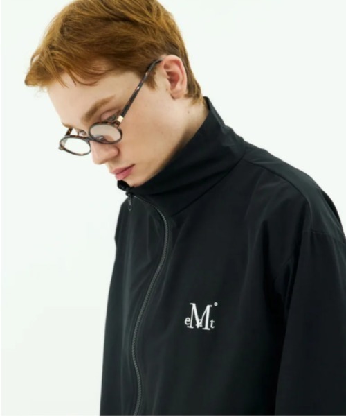 MUCENT(ムセント)の「◇MUCENT◇ブランド直輸入正規品/MUCENT ファレル ウィンドブレーカー(ユニセックス) MUCENT FARRELL WINDBREAKER (UNISEX)(ナイロンジャケット・レディース・ブラック・FREE)」の4枚目の写真