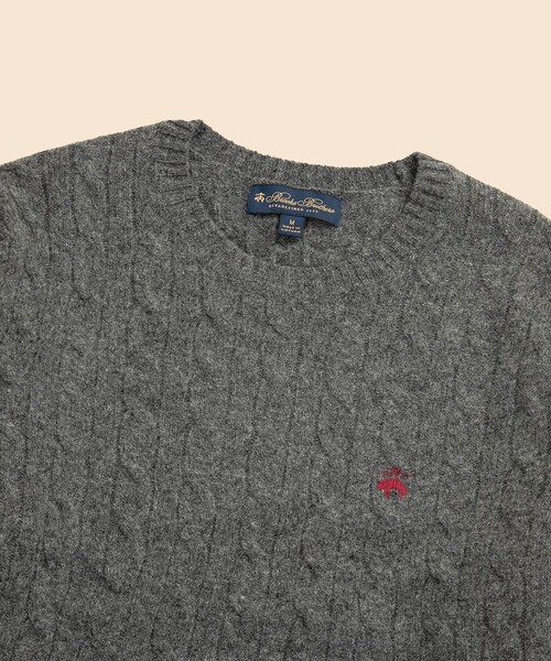 BROOKS BROTHERS（ブルックスブラザーズ）の「ラムズウール　GFロゴ　ケーブル　クルーネックセーター（ニット/セーター・メンズ・マスタード/グレー/ダークグリーン/ブルー/レッド/ベージュ・SMALL/LARGE/MEDIUM/X-LARGE）」の7枚目の写真
