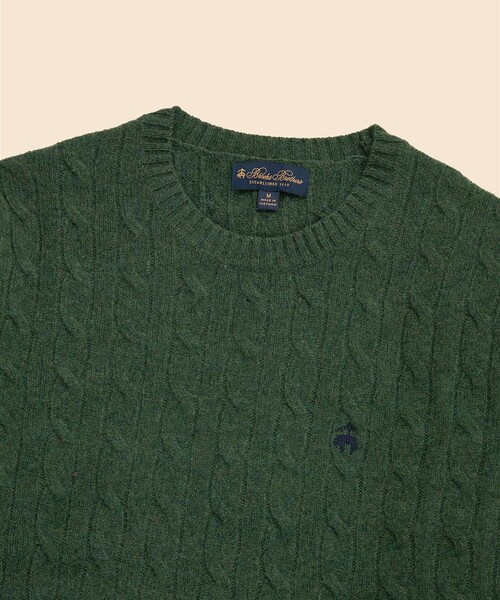 BROOKS BROTHERS（ブルックスブラザーズ）の「ラムズウール　GFロゴ　ケーブル　クルーネックセーター（ニット/セーター・メンズ・マスタード/グレー/ダークグリーン/ブルー/レッド/ベージュ・SMALL/LARGE/MEDIUM/X-LARGE）」の9枚目の写真