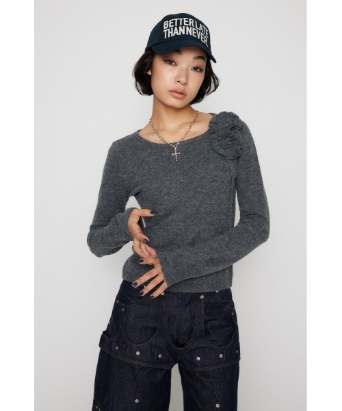 LAGUA GEM(ラグアジェム)の「FLOWER MOTIF ニット(ニット/セーター・レディース・チャコールグレー/バーガンディー/ネイビー・FREE)」の15枚目の写真