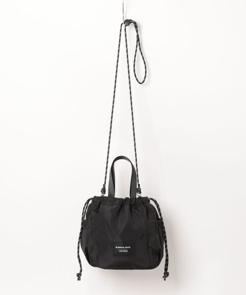 Right-on（ライトオン）の「【HONEYSUCKLE ROSE】ミニ巾着２ＷＡＹショルダー（ショルダーバッグ・レディース・ブラック×ホワイト/グレー/ブラック・ONE SIZE）」の2枚目の写真