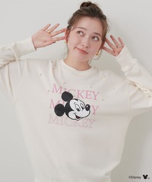 cross marche（クロスマルシェ）の「【Disney/ディズニー】Mickey Mouse/ミッキーマウスパール付き裏毛ドロップショルダープリントスウェットプルオーバー（スウェット）」