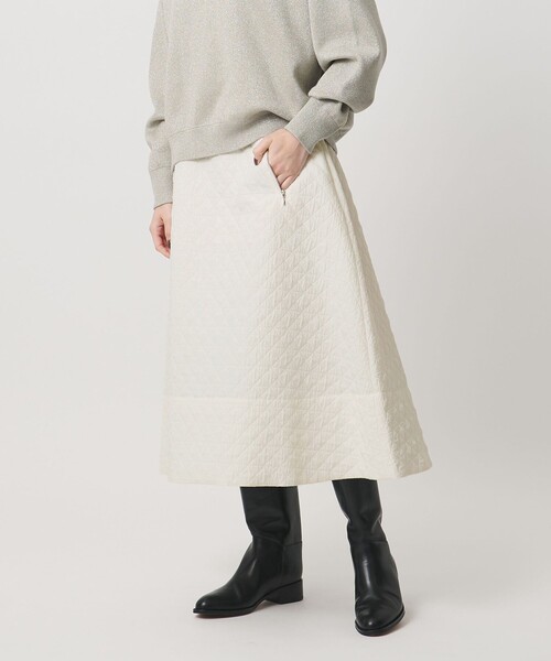 UNITED ARROWS（ユナイテッドアローズ）の「ダイヤ キルト フレア スカート（スカート・レディース・オフホワイト/ブラック/オリーブ・38/36）」の2枚目の写真