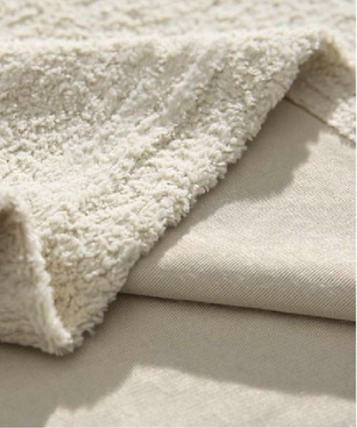 U:UME（ユーム）の「Fluffy Fur Stitching Sweat（Tシャツ/カットソー・メンズ・アイボリー/ブラック・MEDIUM/LARGE/X-LARGE/XX-LARGE）」の5枚目の写真