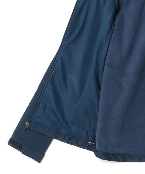 Columbia(コロンビア)の「コロンビア カスケードリッジIIIソフトシェル(マウンテンパーカー・メンズ・ネイビー・S/M/L/LL)」の3枚目の写真