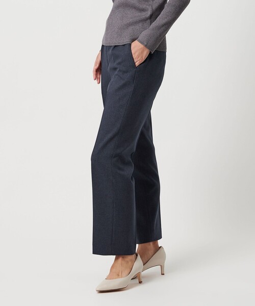 A DAY IN THE LIFE UNITED ARROWS(アデイインザライフユナイテッドアローズ)の「メランジサージ タックストレートパンツ ‐ウォッシャブル・セットアップ対応‐ <A DAY IN THE LIFE>(その他パンツ・レディース・ネイビー/グレー系/ナチュラル・36/40/38)」の8枚目の写真
