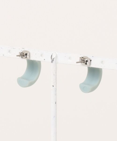 ARCHIVER(アーカイバ)の「【RES】チタンポスト ハーフフープピアス ハーフムーン(ピアス(両耳用)・レディース・A/C/B・FREE)」の4枚目の写真