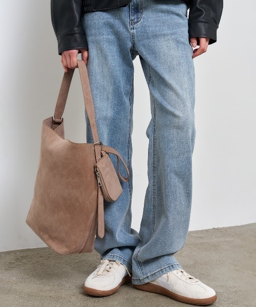 GENERAL IDEA（ジェネラルアイデア）の「【GENERAL IDEA】ポーチ付きエコスエードショルダーバッグ / WOMAN ECO SUEDE BASKET SHOULDER BAG（ショルダーバッグ・レディース・ブルー/ベージュ/キャメル・FREE）」の5枚目の写真