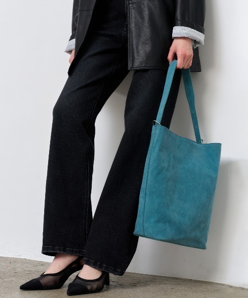 GENERAL IDEA（ジェネラルアイデア）の「【GENERAL IDEA】ポーチ付きエコスエードショルダーバッグ / WOMAN ECO SUEDE BASKET SHOULDER BAG（ショルダーバッグ・レディース・ブルー/ベージュ/キャメル・FREE）」の20枚目の写真