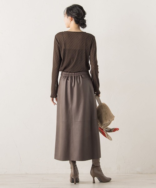 Droite lautreamont（ドロワットロートレアモン）の「ラメフロッキードットプルオーバー≪手洗い可能≫（Tシャツ/カットソー・レディース・ブラック/オフホワイト/ブラウン・M）」の13枚目の写真