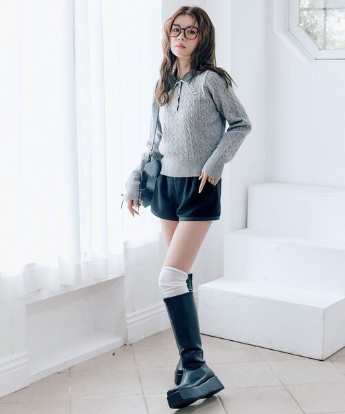 OLIVE des OLIVE（オリーブデオリーブ）の「配色衿ケーブルニットポロニット（ニット/セーター・レディース・ブラウン/チャコールグレー/オフホワイト/ピンク・FREE）」の22枚目の写真