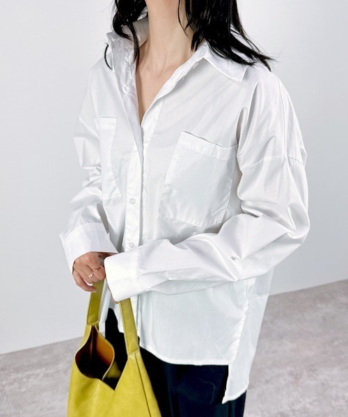 CLOTHY(クロシィ)の「【ゆるっとシルエットが今っぽい◎大人の抜け感シャツ】ロングテールモノトーンシャツ(シャツ/ブラウス・レディース・オフホワイト/ブラック・FREE)」の12枚目の写真