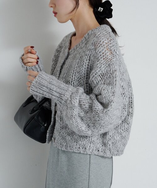 Kastane（カスタネ）の「*【4色展開】BIGスラブニットカーディガン（ニット/セーター・レディース・レッド/イエロー/アイボリー/グレー・FREE）」の13枚目の写真