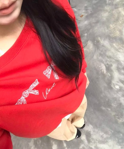 Vipoa(ヴィポア)の「Ribbon print sweat(Tシャツ/カットソー・レディース・レッド・FREE)」の12枚目の写真