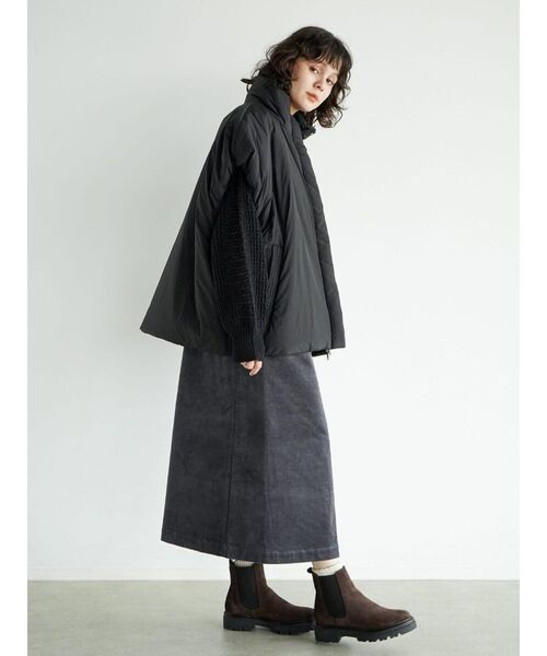 FIKA.(フィーカ)の「Nylon padded stand collar vest(ベスト・レディース・ベージュ/ミント/ブラック・MEDIUM)」の19枚目の写真