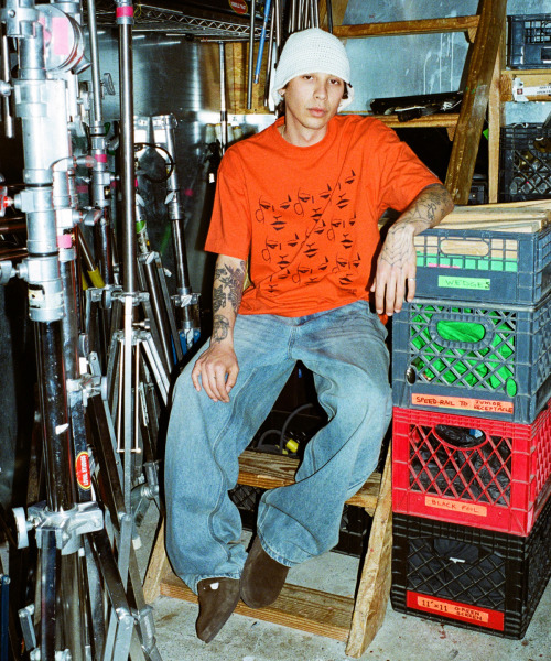 WKNDRS(ウィーキャンドース)の「FACE DENIM PANTS (DENIM)(デニムパンツ・レディース・その他・LARGE/X-LARGE/SMALL/MEDIUM)」の8枚目の写真