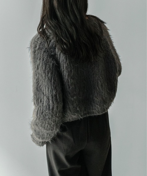 on:nue（オンニュ）の「【on:nue】[着用動画あり！]へアリーシャギークロップドニット（ニット/セーター・レディース・グリーン/アイボリー/グレー・FREE）」の6枚目の写真