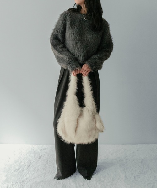 on:nue（オンニュ）の「【on:nue】[着用動画あり！]へアリーシャギークロップドニット（ニット/セーター・レディース・グリーン/アイボリー/グレー・FREE）」の8枚目の写真