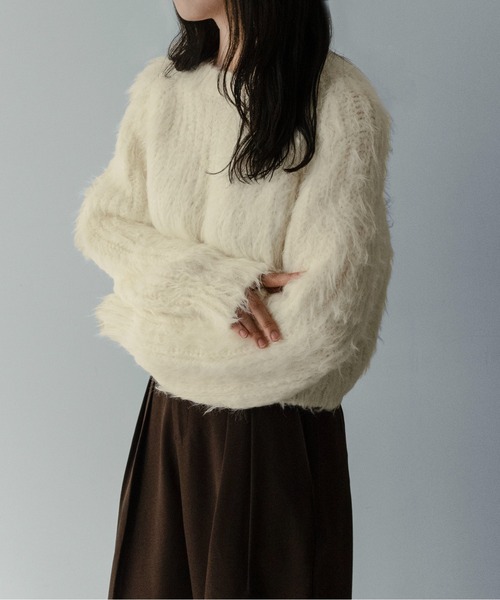 on:nue（オンニュ）の「【on:nue】[着用動画あり！]へアリーシャギークロップドニット（ニット/セーター・レディース・グリーン/アイボリー/グレー・FREE）」の13枚目の写真