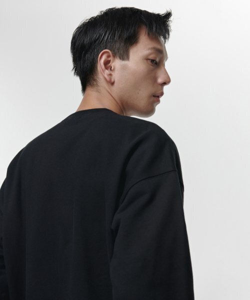MUSINSA STANDARD(ムシンサスタンダード)の「ヘビーウェイト特大スウェットシャツ【ブラック】(スウェット・メンズ・その他・SMALL/MEDIUM/LARGE/X-LARGE/XX-LARGE/XXX-LARGE)」の2枚目の写真