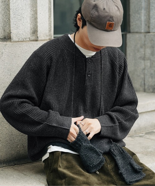 Bleme（ブレム）の「ウール混 ラグラン ヘンリーネックニット（ニット/セーター・メンズ・グレー/ブラウン/ベージュ・S/M/L/XL）」の2枚目の写真