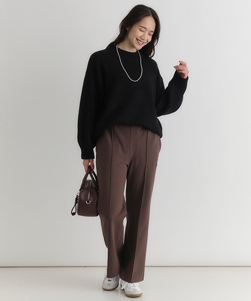 Right-on(ライトオン)の「【親子でお揃い】【HONEYSUCKLE ROSE】裏起毛ジョーゼットフレアパンツ (スタイルアップ / 楽ちんデザイン )(その他パンツ・レディース・ブルー/ブラウン/ブラック・S/M/L)」の13枚目の写真