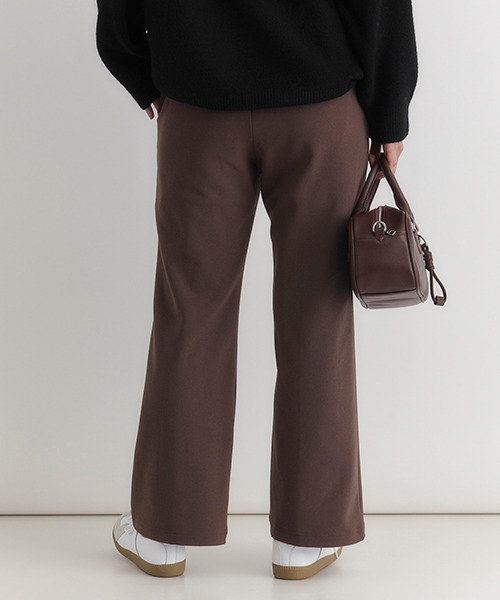 Right-on(ライトオン)の「【親子でお揃い】【HONEYSUCKLE ROSE】裏起毛ジョーゼットフレアパンツ (スタイルアップ / 楽ちんデザイン )(その他パンツ・レディース・ブルー/ブラウン/ブラック・S/M/L)」の12枚目の写真