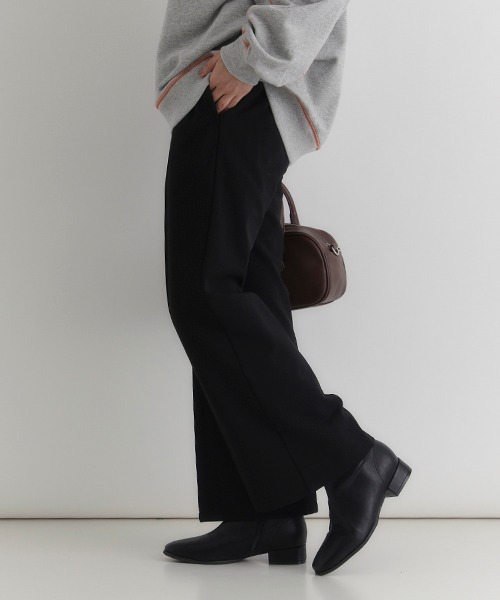 Right-on(ライトオン)の「【親子でお揃い】【HONEYSUCKLE ROSE】裏起毛ジョーゼットフレアパンツ (スタイルアップ / 楽ちんデザイン )(その他パンツ・レディース・ブルー/ブラウン/ブラック・S/M/L)」の6枚目の写真