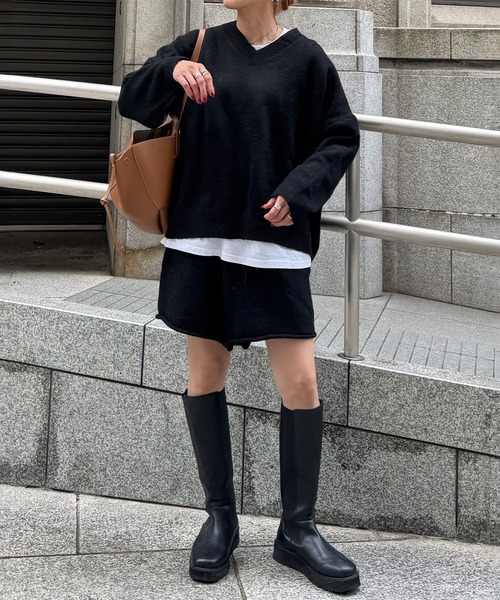 Vネックニットセットアップ(chiica select) / 2点セット セーター