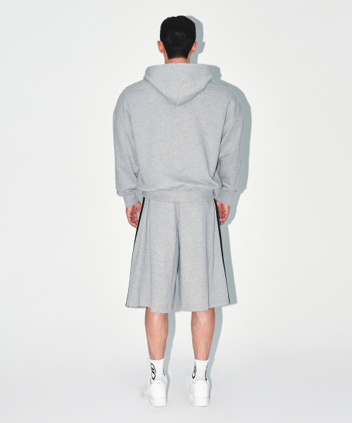 BORN TO WIN（ボーントゥウィン）の「CHROME B TRACK LINE BERMUDA PANTS [MELANGE GREY]（その他パンツ・メンズ・その他・1/2）」の5枚目の写真