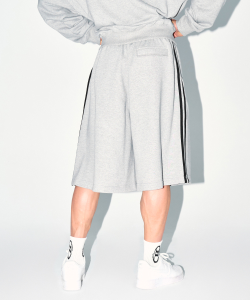 BORN TO WIN（ボーントゥウィン）の「CHROME B TRACK LINE BERMUDA PANTS [MELANGE GREY]（その他パンツ・メンズ・その他・1/2）」の9枚目の写真
