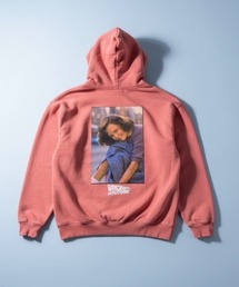 minius（ミニウス）の「『バック・トゥ・ザ・フューチャー』ジップパーカー フォトプリント オーバーサイズ ピグメント加工 ヴィンテージライク ユニセックス ムービー ZOZO限定（パーカー）」