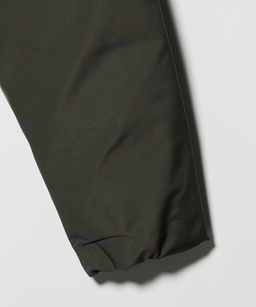 A DAY IN THE LIFE UNITED ARROWS(アデイインザライフユナイテッドアローズ)の「ツイル アーバン ダウンブルゾン-撥水・防風-<A DAY IN THE LIFE>(ダウンジャケット/コート・メンズ・ブラック/オリーブ・M/L)」の16枚目の写真