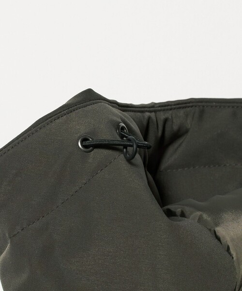 A DAY IN THE LIFE UNITED ARROWS(アデイインザライフユナイテッドアローズ)の「ツイル アーバン ダウンブルゾン-撥水・防風-<A DAY IN THE LIFE>(ダウンジャケット/コート・メンズ・ブラック/オリーブ・M/L)」の20枚目の写真