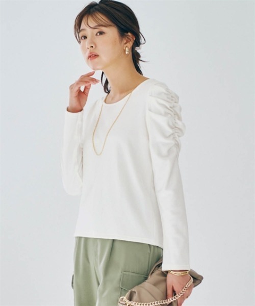 nissen(ニッセン)の「ショルダーギャザートップス(Tシャツ/カットソー・レディース・ブラック×ホワイト/ブラック/グレイッシュベージュ/オフホワイト・M/LL/S/L)」の2枚目の写真