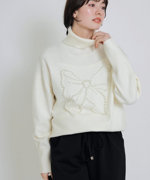 PICCIN PERLA(ピッチンペルラ)の「リボンパールタートルネックセーター(ニット/セーター・レディース・オフホワイト/ブラック/サックスブルー・M)」の17枚目の写真