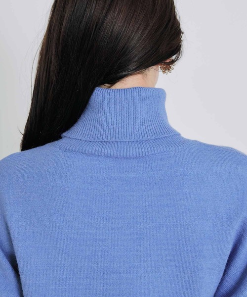 PICCIN PERLA(ピッチンペルラ)の「リボンパールタートルネックセーター(ニット/セーター・レディース・オフホワイト/ブラック/サックスブルー・M)」の12枚目の写真