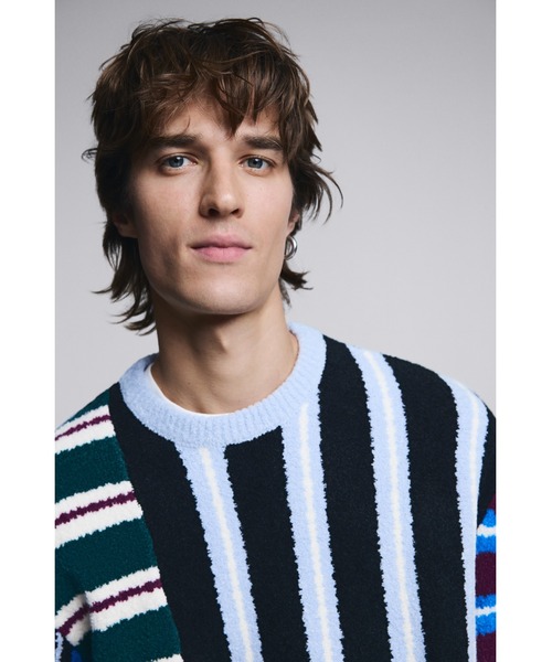 Desigual（デシグアル）の「マルチストライプセーター（ニット/セーター・メンズ・ブルー・S/L/M/XL）」の8枚目の写真