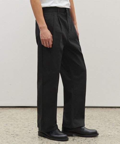 DECET(デケト)の「Dawn 2Pleats Wide Pants DCPT007Black(デニムパンツ・レディース・その他・34/32/30/26/28)」の7枚目の写真