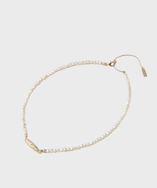 INDIVI（インディヴィ）の「ランダムパール調ネックレス（ネックレス・レディース・ゴールド・00）」の5枚目の写真