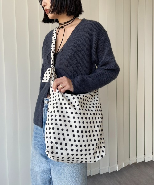 AMAIL(アマイル)の「Dot Tote Bag(トートバッグ・レディース・アイボリー/ブラック・FREE)」の19枚目の写真