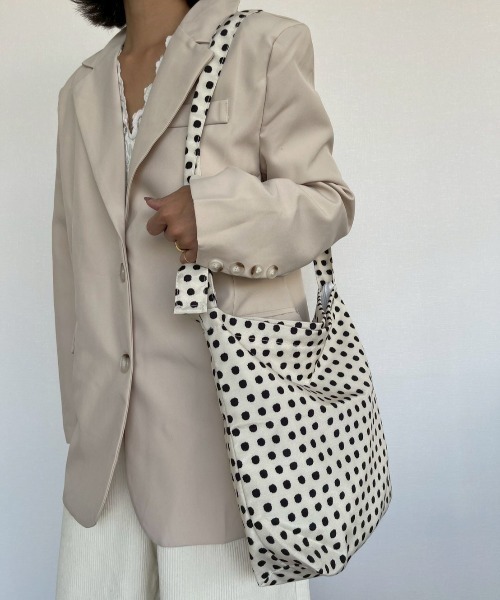 AMAIL(アマイル)の「Dot Tote Bag(トートバッグ・レディース・アイボリー/ブラック・FREE)」の15枚目の写真