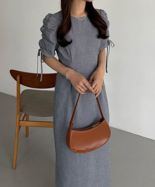 callautia(カラウティア)の「パフスリーブリボンワンピース(ワンピース・レディース・ネイビー/ベージュ/ブラック・SMALL/MEDIUM/LARGE)」の7枚目の写真