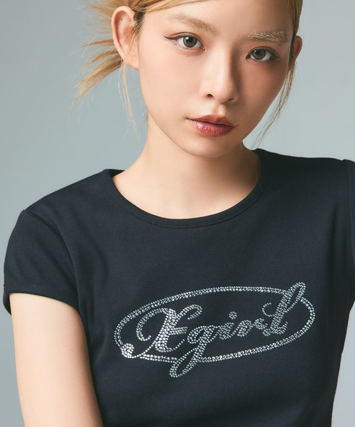 X-girl(エックスガール)の「RHINESTONE OVAL CURSIVE LOGO S/S BABY TEE(Tシャツ/カットソー・レディース・ホワイト/ブラック/オリーブ・S/M)」の3枚目の写真