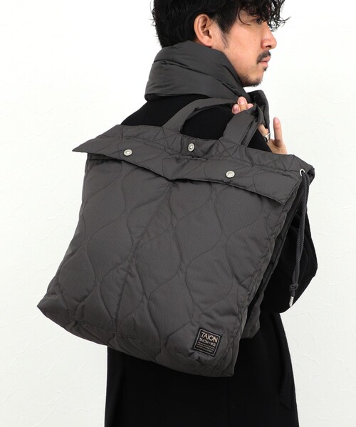 TAION(タイオン)の「【TAION / タイオン】MILITARY DOWN HELMET SHOULDER BAG(トートバッグ・メンズ・ブラック/チャコールグレー/ダークネイビー・FREE)」の3枚目の写真