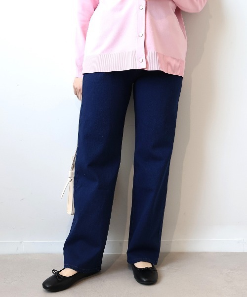 MB mint breeze(エムビーミントブリーズ)の「【L~5L 大きいサイズ】ストレッチデニムストレートパンツ(その他パンツ・レディース・ブラック/ネイビー/オフホワイト・LL/5L/4L/3L)」の4枚目の写真