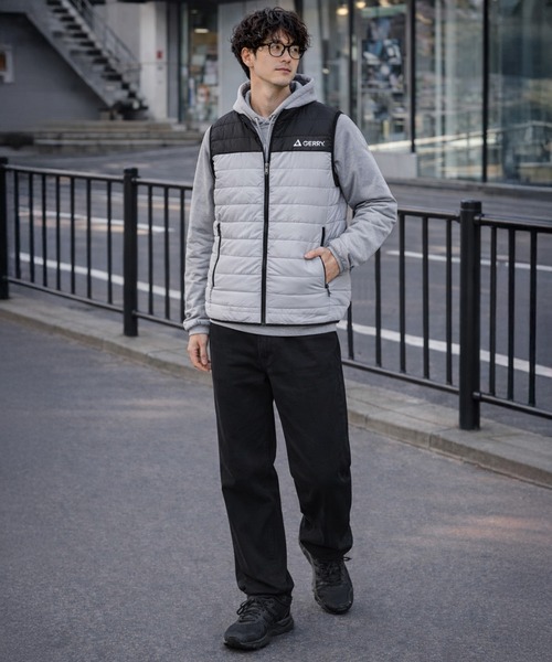 GERRY（ジェリー）の「GERRY ジェリー 軽量 290T Eシレー 細キルト 中綿ベスト アウター（ダウンベスト・メンズ・チャコール/ブラック/グレー/ブルー・M/L/LL）」の16枚目の写真