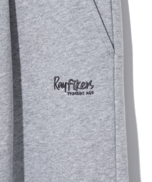 RAYFIKERS（レイフィカース）の「スモールレタリングワンタックワイドスウェットパンツ MP9PU979_MELANGE GREY（スウェットパンツ・メンズ・その他・34/32/30/28）」の4枚目の写真